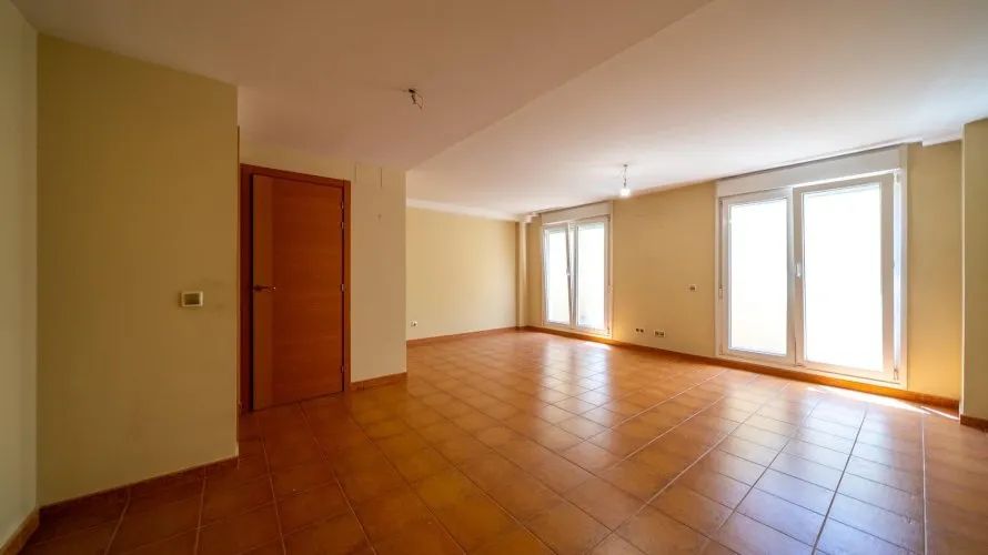Apartamento de 3 dormitorios en Pozuelo de Alarcón, España No. 2708 № 4