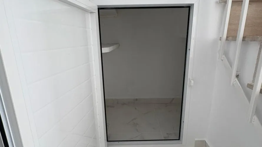 Сasa de 3 dormitorios en Torrevieja, España No. 2128 № 9