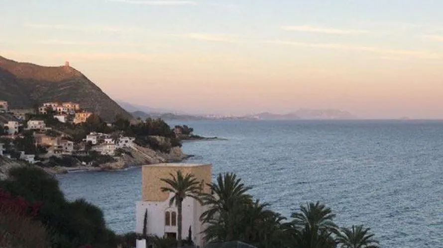 Villa de 3 dormitorios en El Campello, España No. 1747