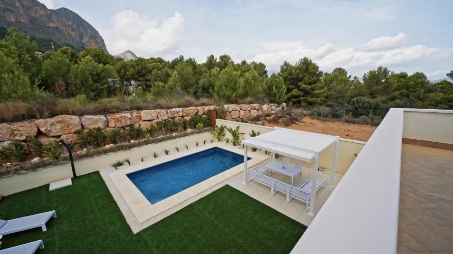 Villa de 3 dormitorios en Polop, España No. 1828 № 10