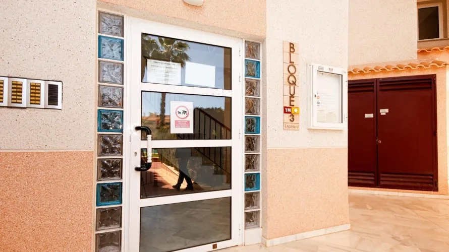 Apartamento de 1 dormitorio en Alicante, España No. 2395 № 11