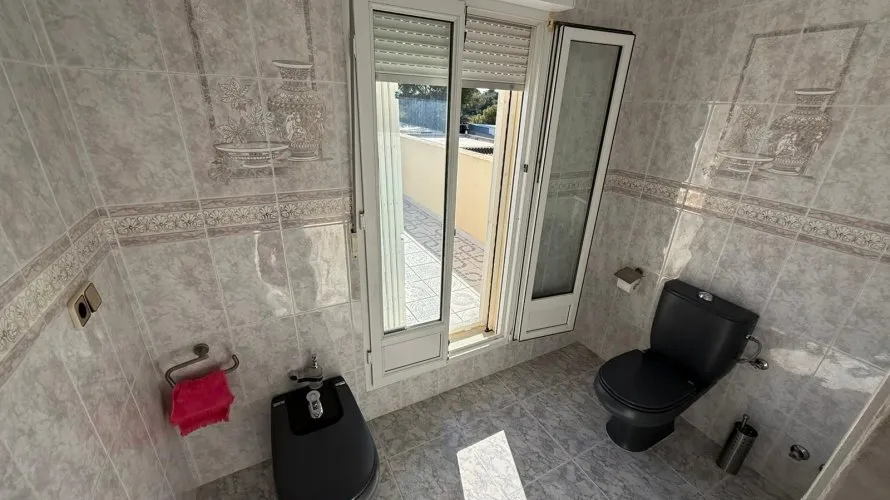 Villa de 4 dormitorios en Villamartin, España No. 2373 № 7