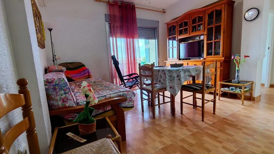 Apartamento de 2 dormitorios en Torrevieja, España No. 2301 № 5