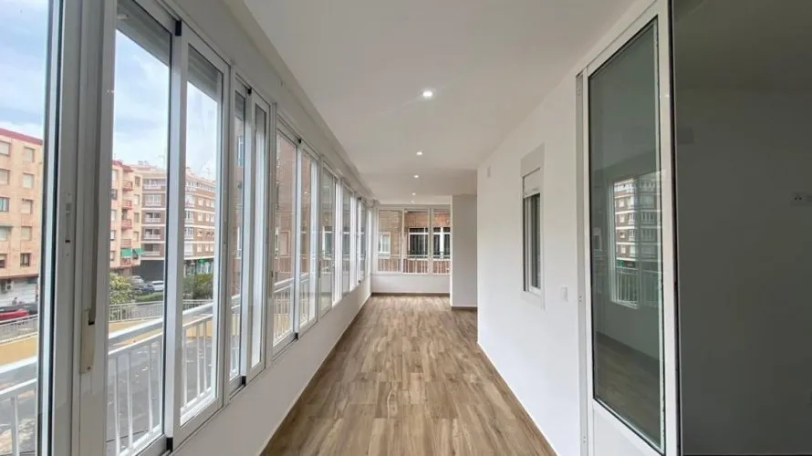 Apartamento de 3 dormitorios en Torrevieja, España No. 1500 № 8
