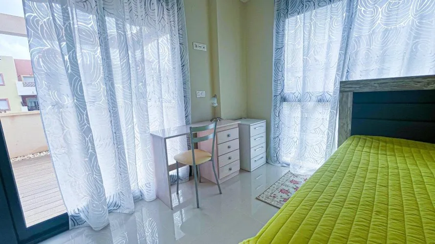 Villa de 5 dormitorios en La Zenia, España No. 2527 № 2