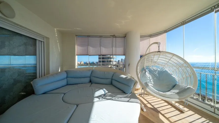 Apartamento de 4 dormitorios en Calpe, España No. 2210 № 9