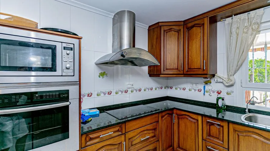 Villa de 185m² en Castilblanco de los Arroyos, España No. 2612 № 7