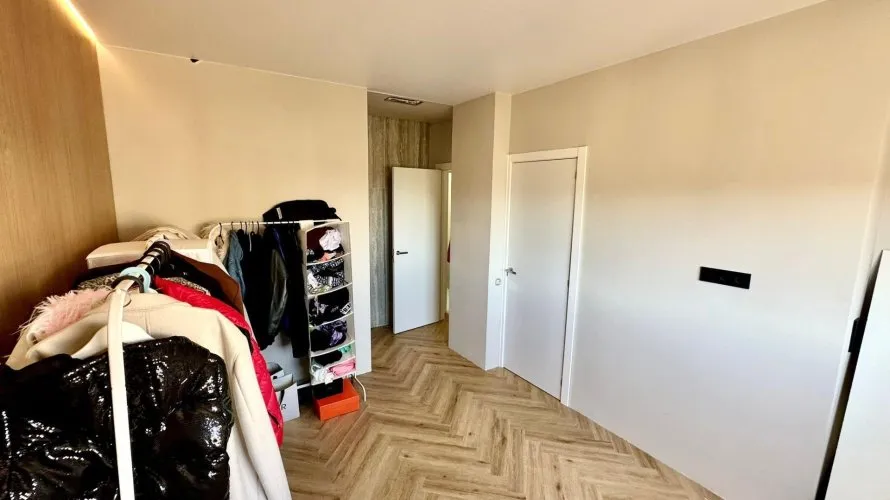 Apartamento de 2 dormitorios en Paterna, España No. 2614 № 10
