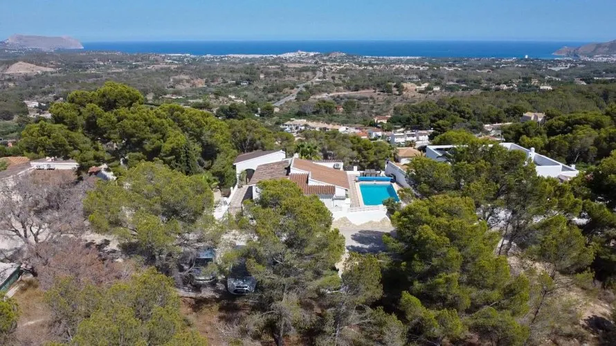 Villa de 3 dormitorios en La Nucia, España No. 2613 № 6