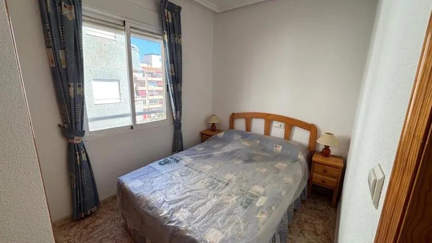 Apartamento de 1 dormitorio en Torrevieja, España No. 1561 № 12
