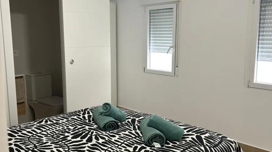 Сasa de 2 dormitorios en Benidorm, España No. 2031 № 4