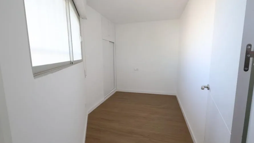 Apartamento de 3 dormitorios en La Zenia, España No. 2717 № 11