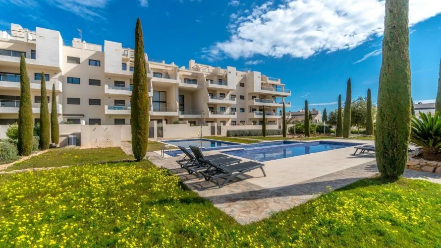 Parcela de 2 dormitorios en Alicante, España No. 1458 № 25