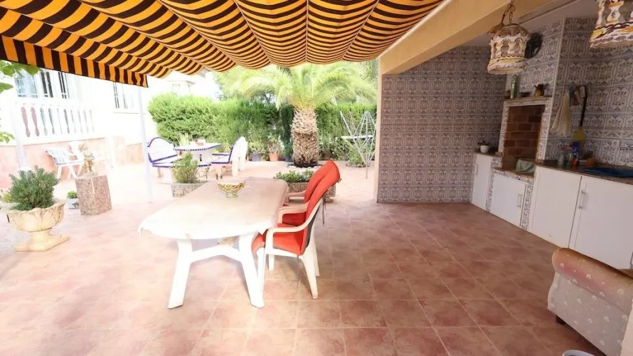 Apartamento de 5 dormitorios en Alicante, España No. 2211 № 20