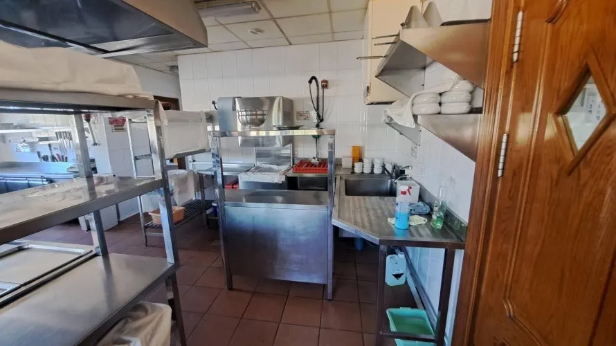 Propiedad comercial de 871m² en La Zenia, España No. 1459 № 22