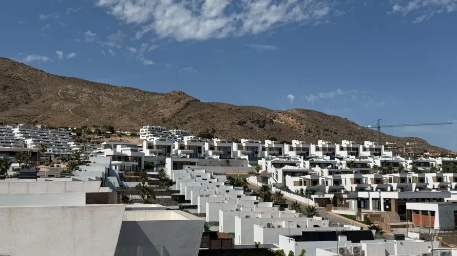 Сasa de 324m² en Finestrat, España No. 2713 № 1