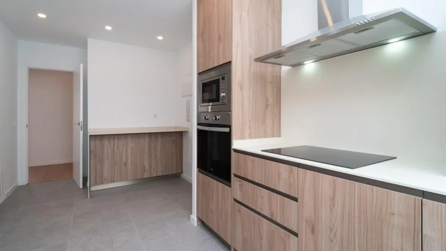 Apartamento de 4 dormitorios en Madrid, España No. 1804 № 21