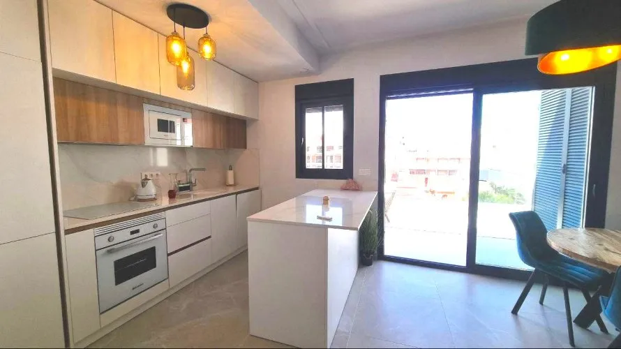 Ático de 2 dormitorios en Torrevieja, España No. 2617 № 4