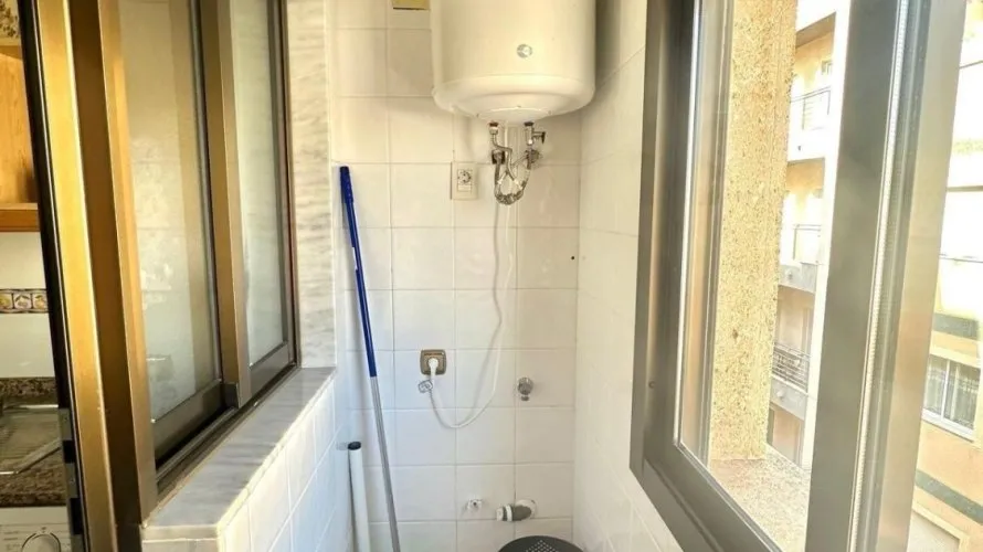 Apartamento de 4 dormitorios en Torrevieja, España No. 2103 № 10