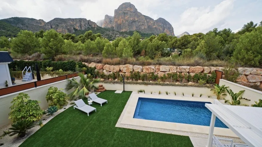 Villa de 3 dormitorios en Polop, España No. 1828 № 5