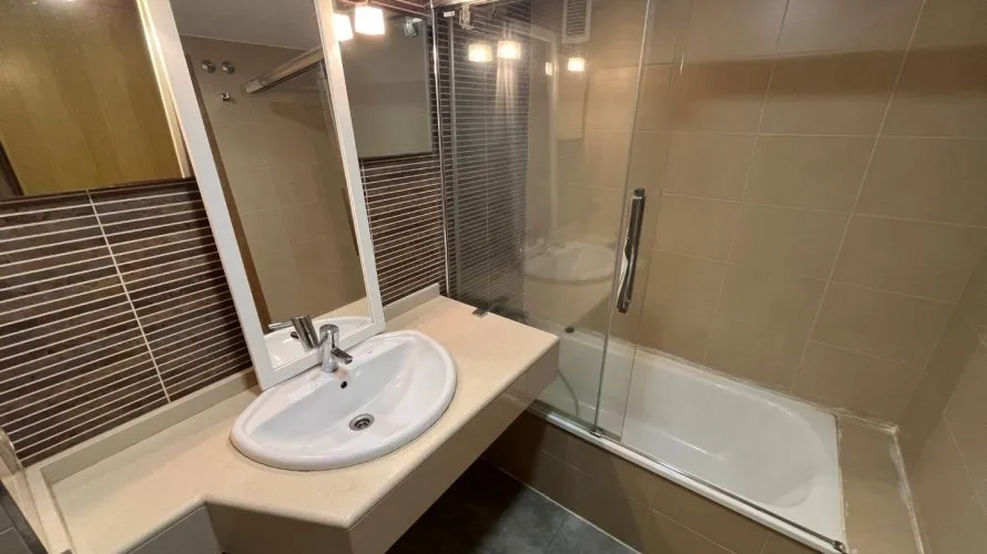 Apartamento de 2 dormitorios en Alicante, España No. 1456 № 18