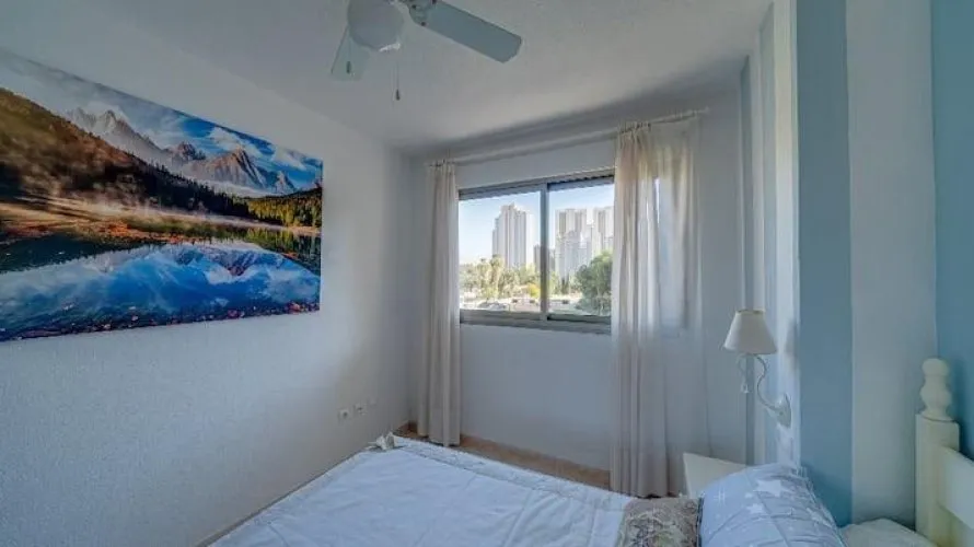 Apartamento de 2 dormitorios en Villajoyosa, España No. 2424 № 15
