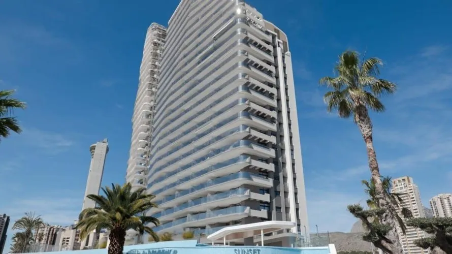 Apartamento de 3 dormitorios en Benidorm, España No. 2565