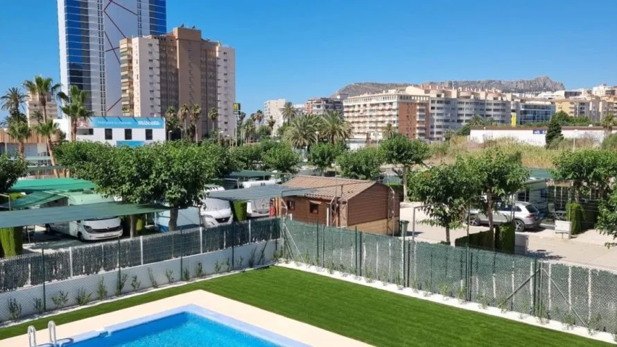 Apartamento de 2 dormitorios en Calpe, España No. 2009 № 1