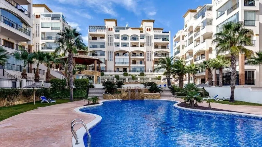 Apartamento de 3 dormitorios en Guardamar del Segura, España No. 1985 № 4