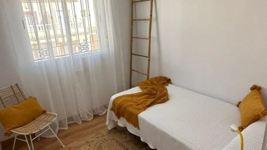 Сasa de 2 dormitorios en La Zenia, España No. 2469 № 6