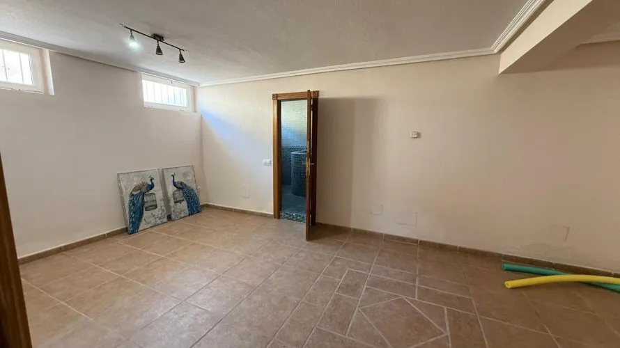 Сasa de 3 dormitorios en Torrevieja, España No. 2323 № 27