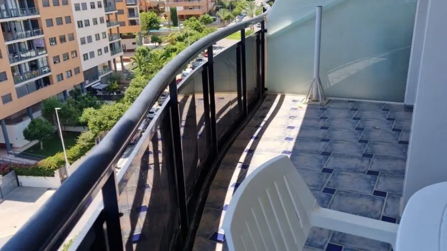 Apartamento de 2 dormitorios en Villajoyosa, España No. 1942 № 20