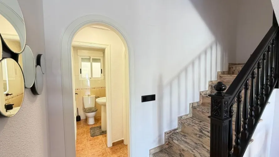 Сasa de 3 dormitorios en Alicante, España No. 2374 № 17