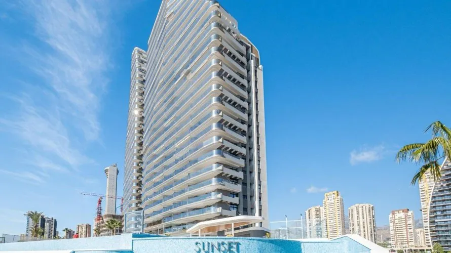 Apartamento de 2 dormitorios en Benidorm, España No. 1560 № 18