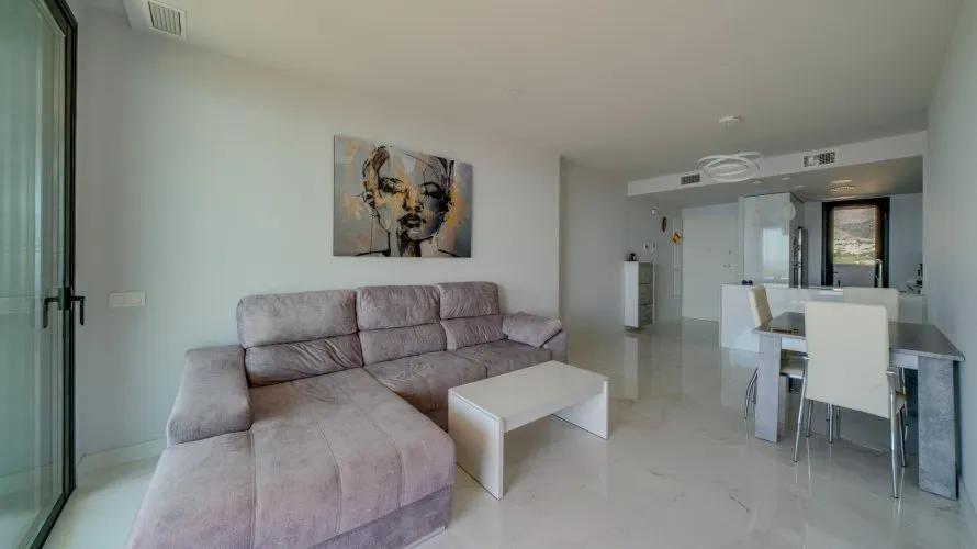 Apartamento de 2 dormitorios en Benidorm, España No. 2521 № 17