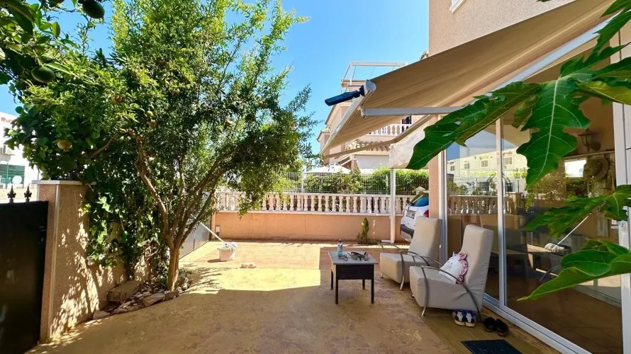 Apartamento de 4 dormitorios en La Regia, España No. 2604 № 19