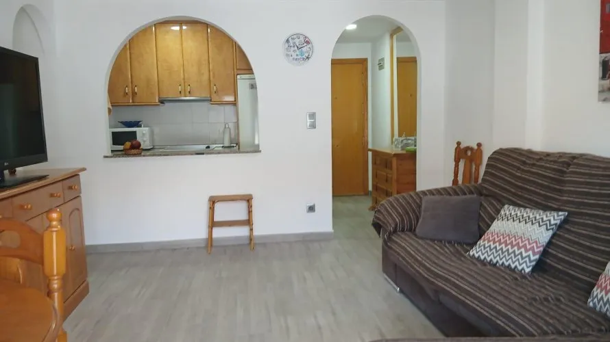 Apartamento de 1 dormitorio en Guardamar del Segura, España No. 2443 № 12