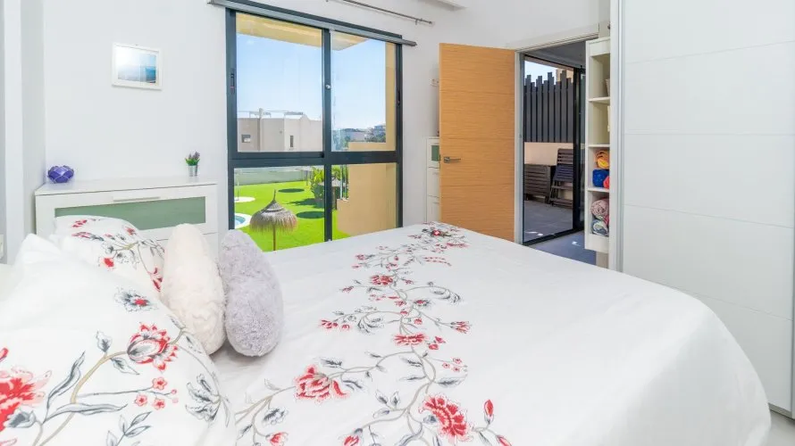 Apartamento de 71m² en La Zenia, España No. 2387 № 10