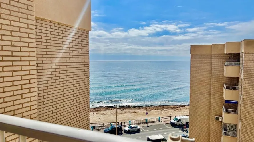 Ático de 2 dormitorios en Torrevieja, España No. 2298 № 6