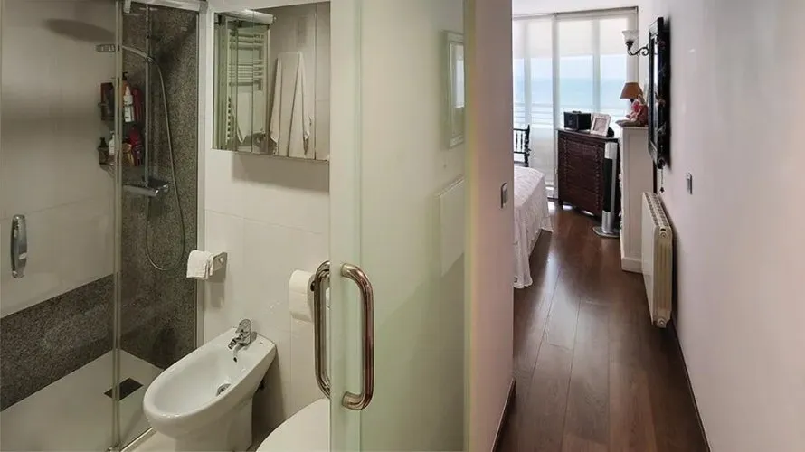 Apartamento de 4 dormitorios en Cabo De Las Huertas, España No. 2571 № 3
