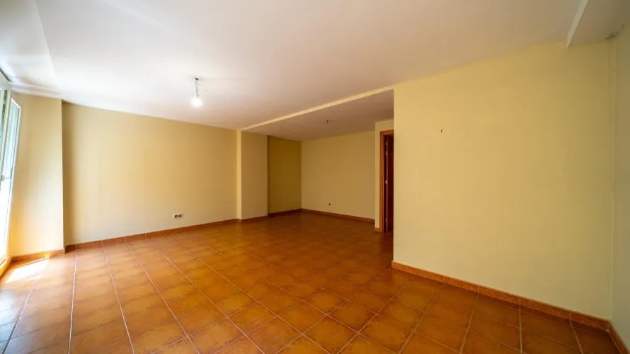 Apartamento de 3 dormitorios en Pozuelo de Alarcón, España No. 2708 № 1