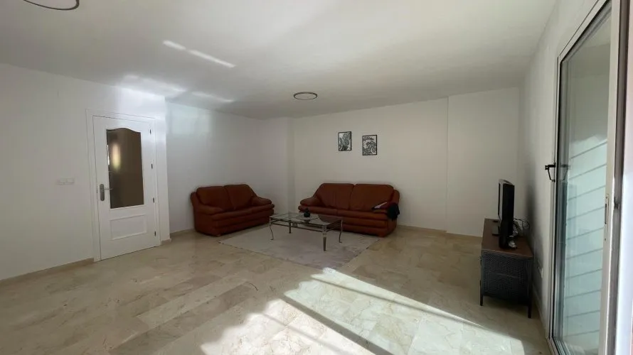 Сasa de 3 dormitorios en Albir, España No. 2655 № 3