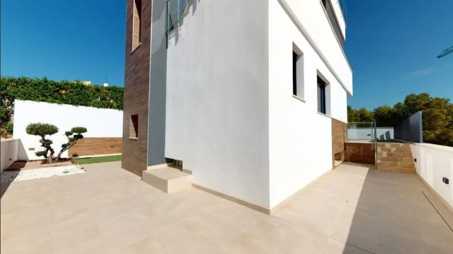 Villa de 3 dormitorios en La Nucia, España No. 1688 № 25