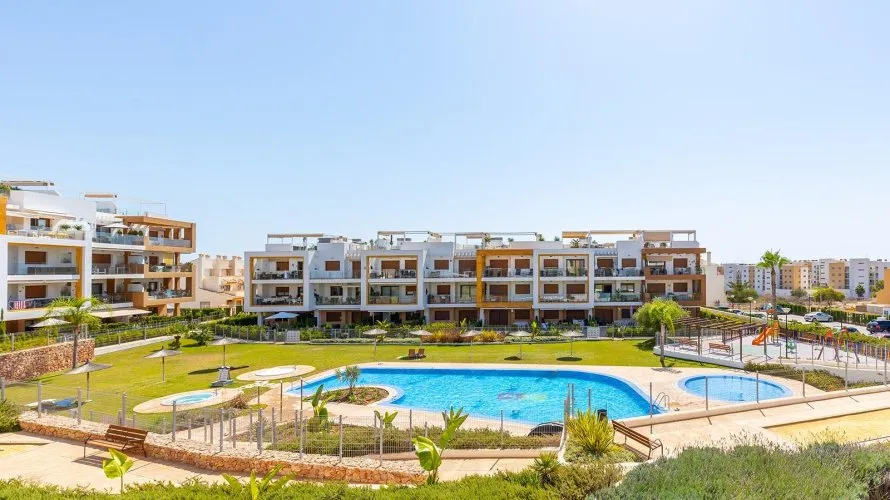 Apartamento de 3 dormitorios en Los Dolses, España No. 2511 № 4