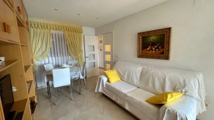 Apartamento de 1 dormitorio en Benidorm, España No. 2452 № 9