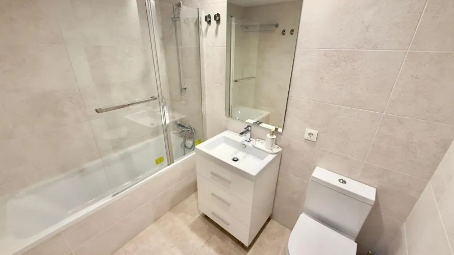 Apartamento de 3 dormitorios en Alicante, España No. 2408 № 14