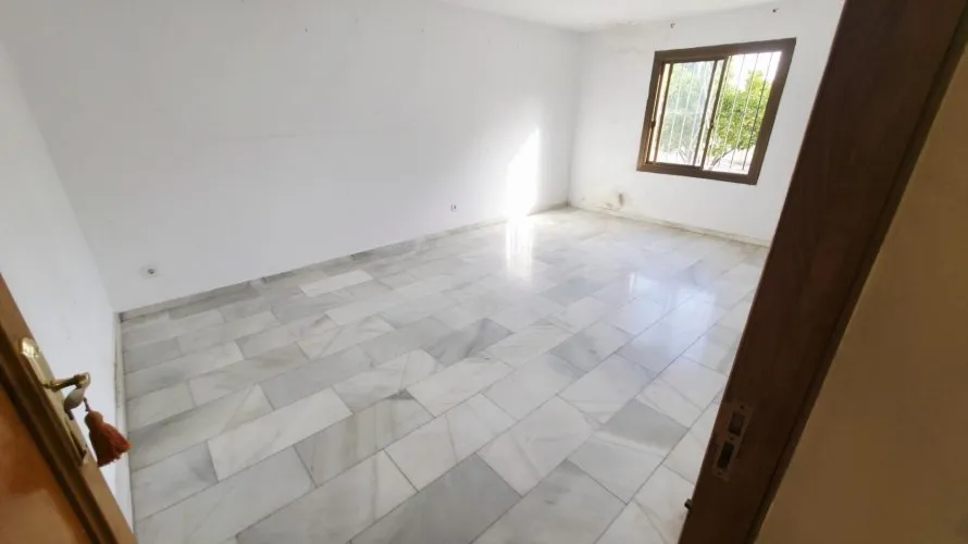 Apartamento de 5 dormitorios en Alicante, España No. 2196 № 19