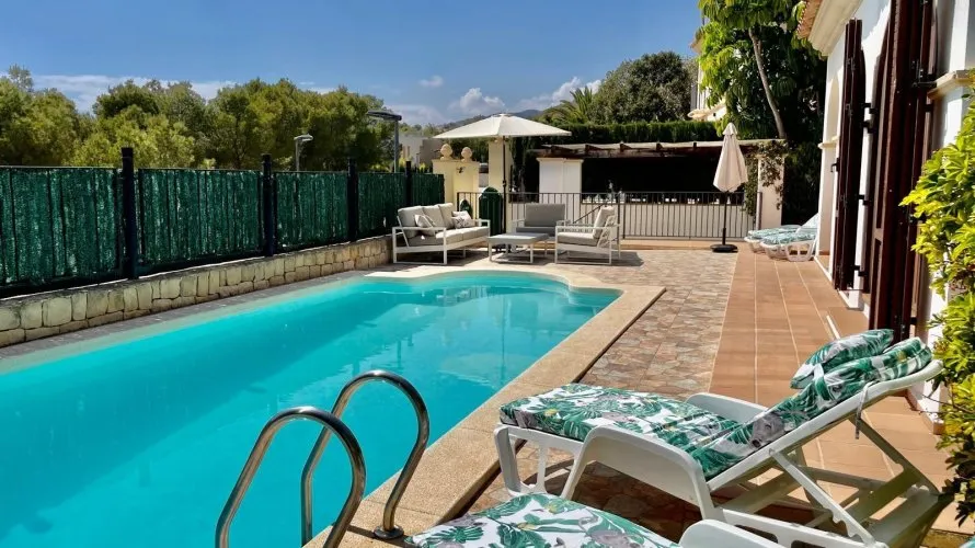 Villa de 1 dormitorio en Finestrat, España No. 2108 № 1