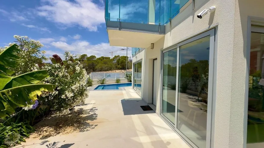 Villa de 3 dormitorios en Finestrat, España No. 1925 № 5