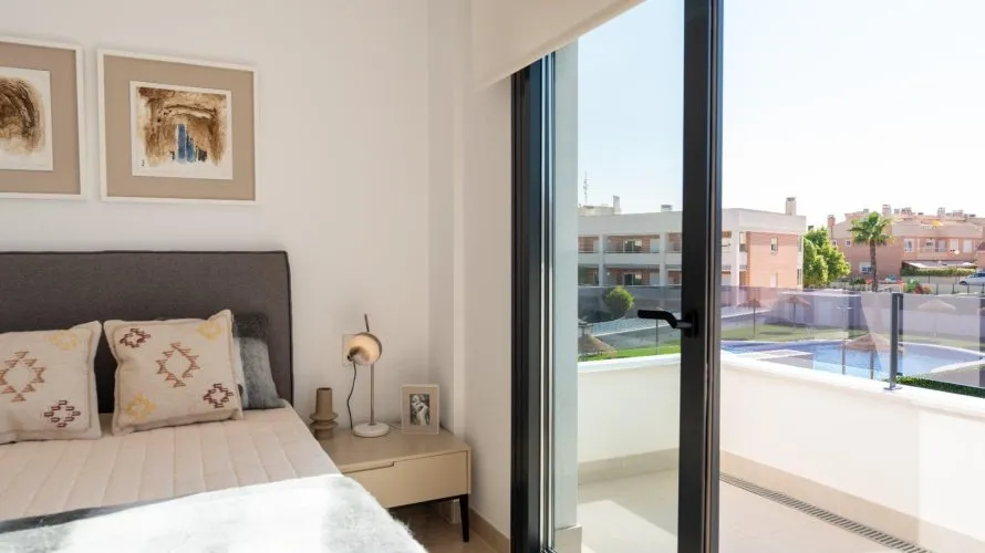 Сasa de 3 dormitorios en Gran Alacant, España No. 2444